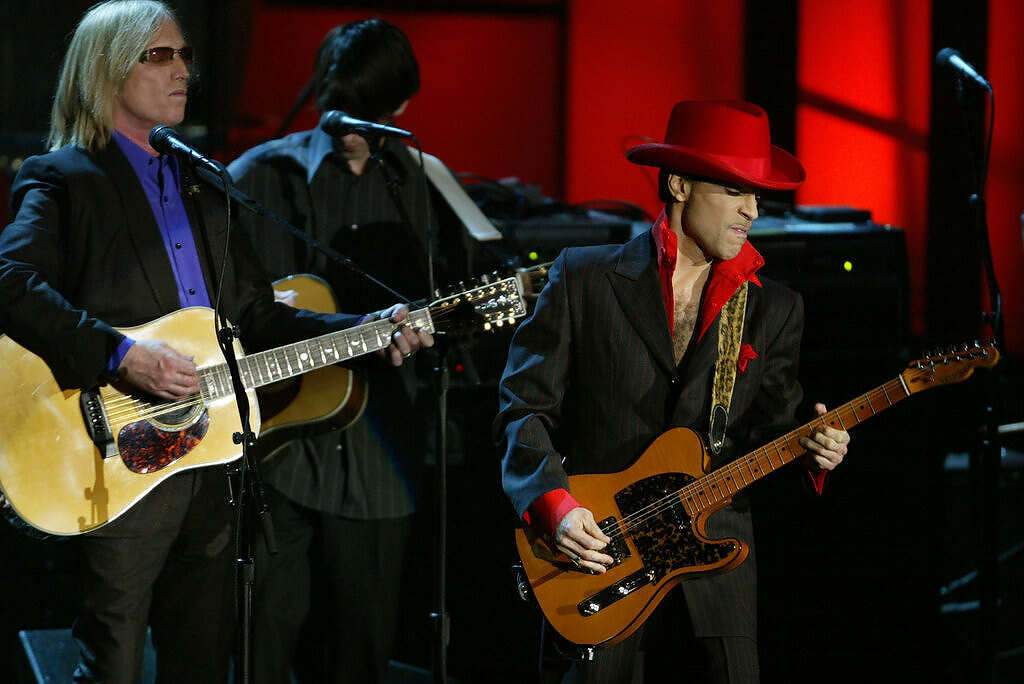 Prince's legendary performance with all 2004 inductees at The Rock & Roll Hall of Fame