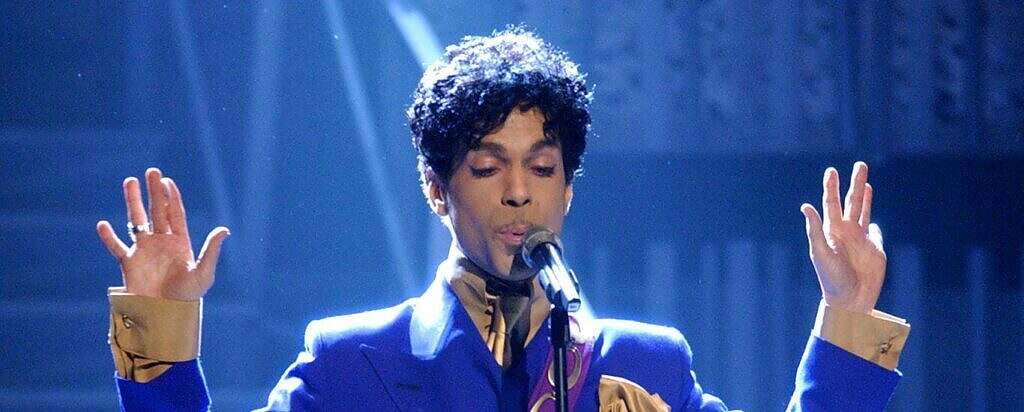 Prince onstage at the Grammys in 2004
