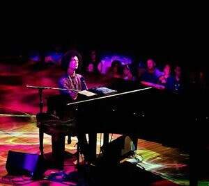 Prince on the "Piano & A Microphone" Tour in early 2016