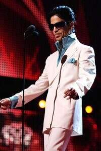 Prince presents at the 49th Grammys in 2007