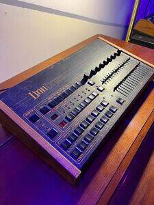 Roger Linn's Linn Drum, successor to the Linn LM-1