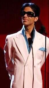 Prince presenting at the 49th Grammys in 2007