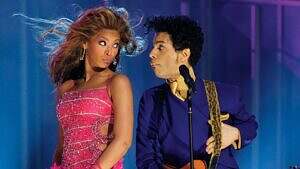 Prince and Beyonce perform at the 46th Grammys in 2004