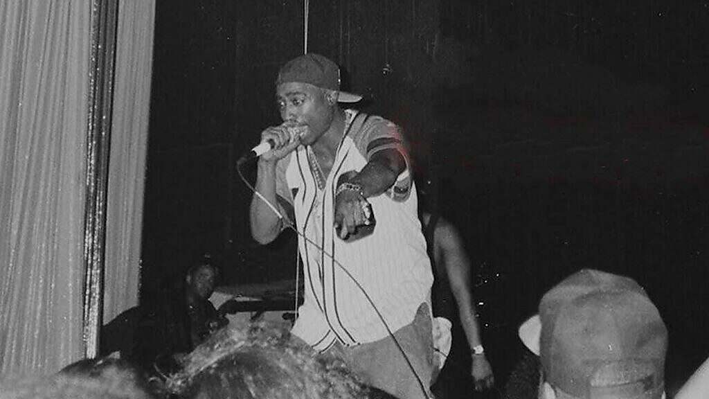 Tupac performing at Prince's "Glam Slam" club Los Angeles 1992